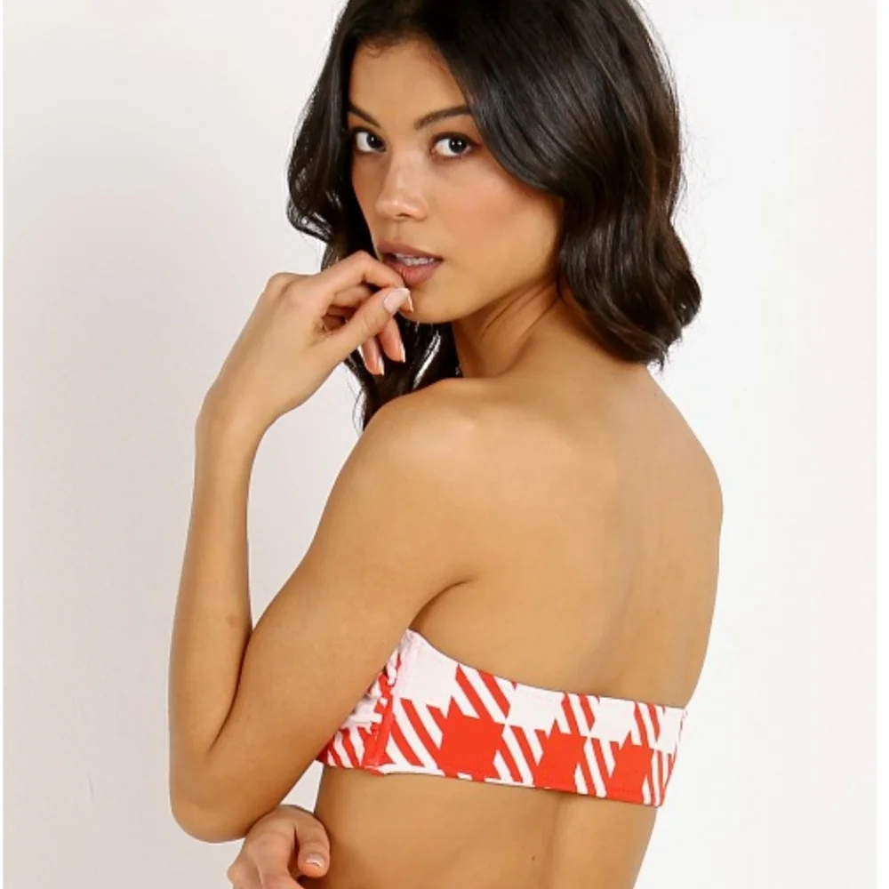 Solid & Striped The Annabelle Eyelet Bikini Top Lipstick Gingham